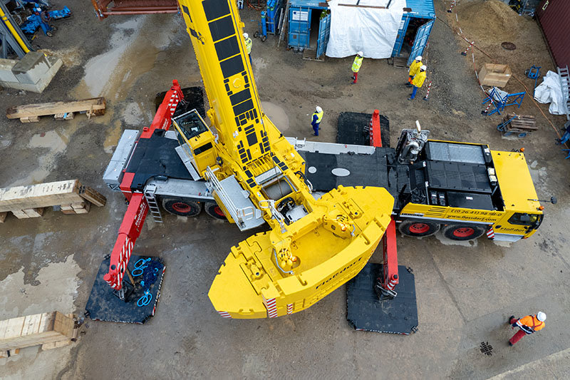Liebherr's LTM 1300-6.3 – A powerhouse over the rear